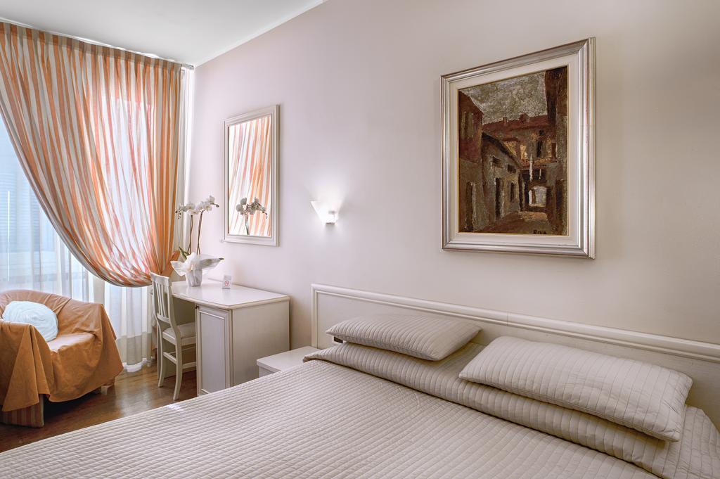 Hotel Cortese Sanremo Phòng bức ảnh
