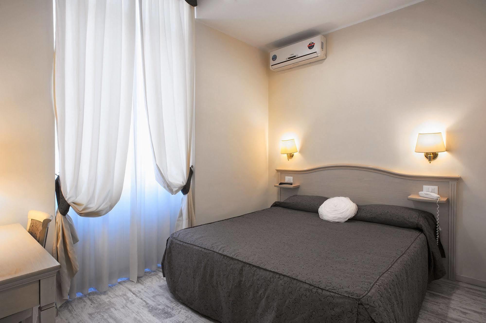 Hotel Cortese Sanremo Ngoại thất bức ảnh